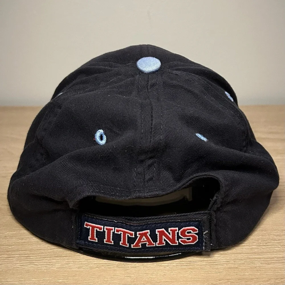 Twins Enterprise Vintage NFL Tennessee Titans‎ Adjustable Cotton Baseball Cap